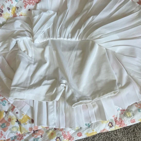 Nike White Tennis Skirt - Picture 4 of 4